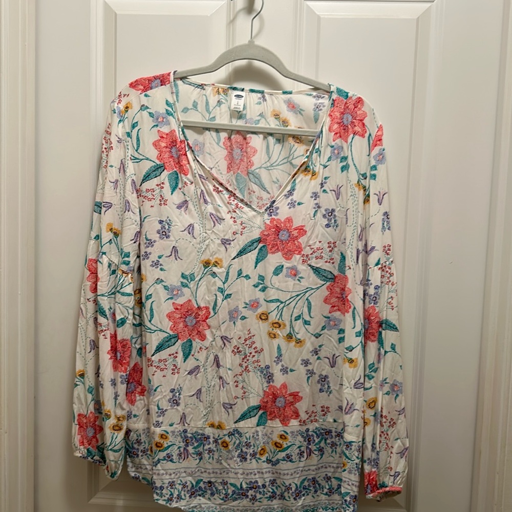 Floral poets blouse